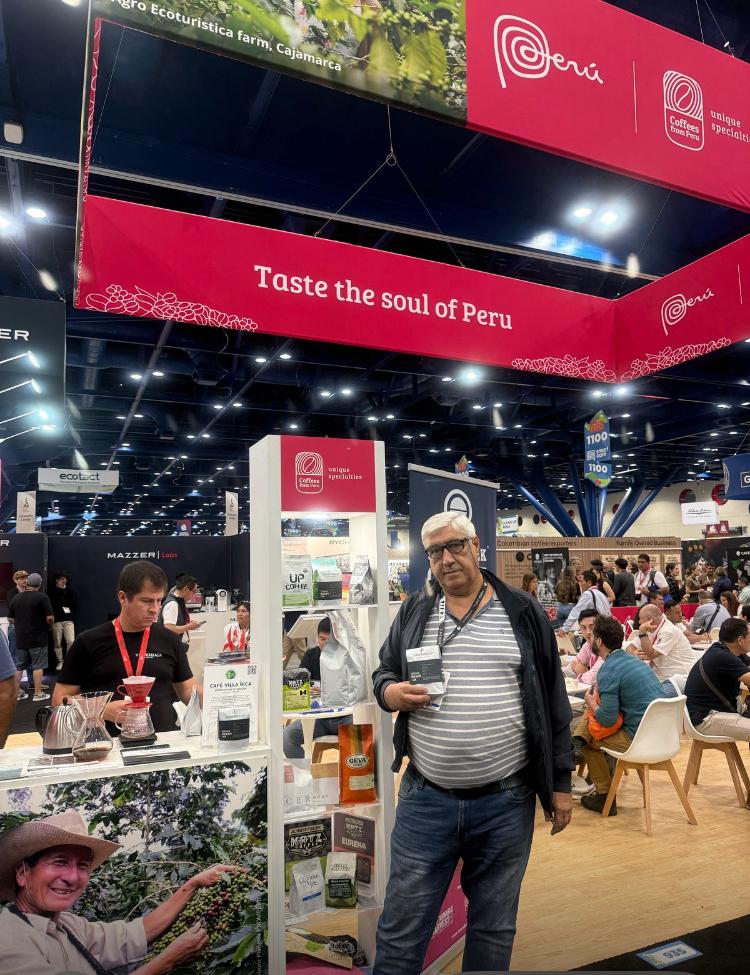 Feria del café — presentación de equipos